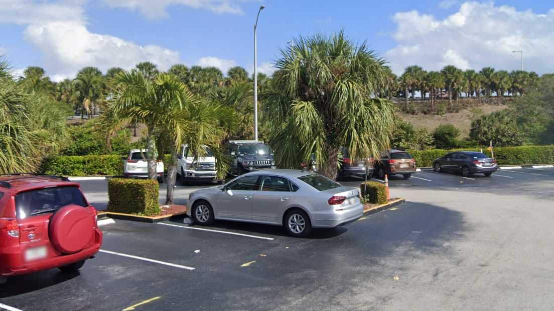 Holiday Inn Port of Miami Cruise Parking