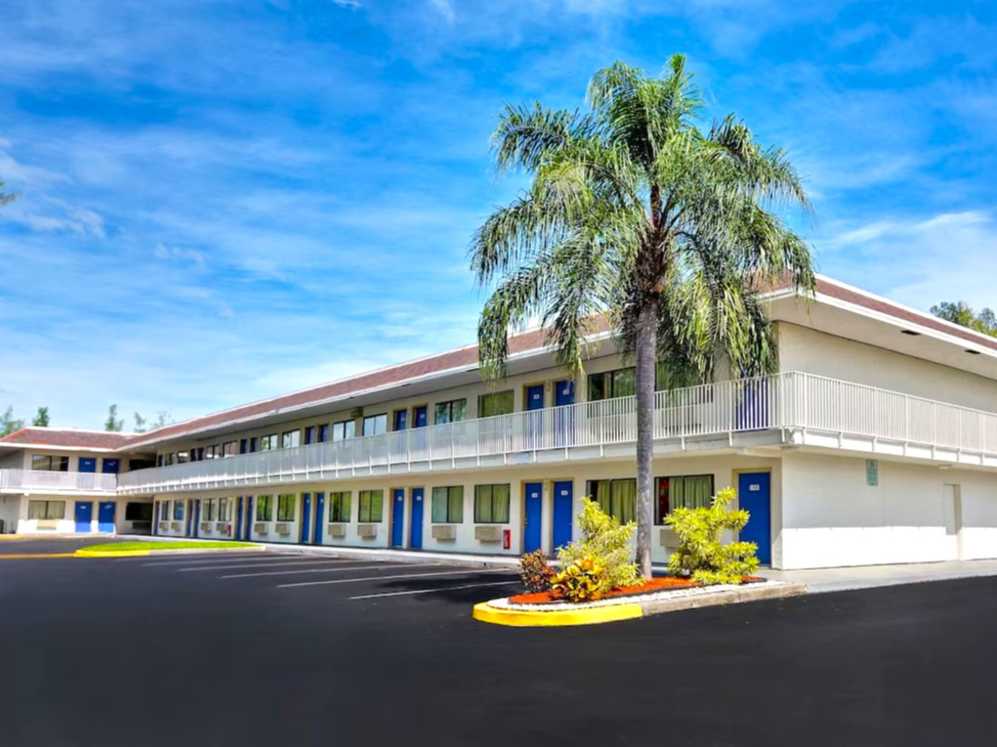 Motel 6 Dania Beach Port Everglades Cruise Parking
