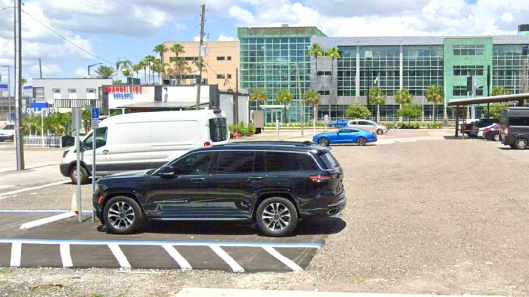 717 L57 Channelside Dr Lot - Port of Tampa Cruise Parking