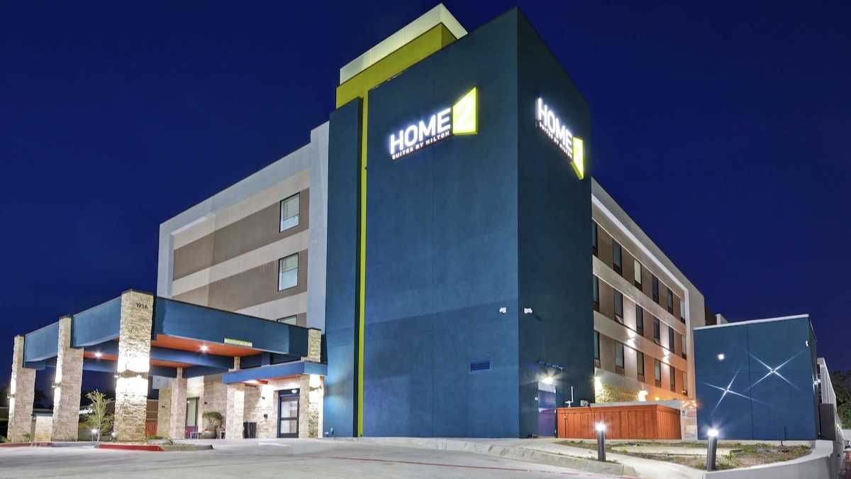 Home2 Suites Bedford DFW West Airport Parking