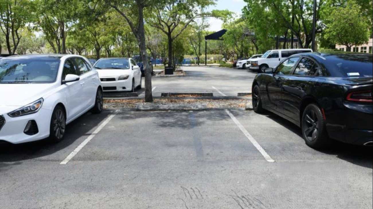 Hilton Blue Lagoon MIA Airport Parking