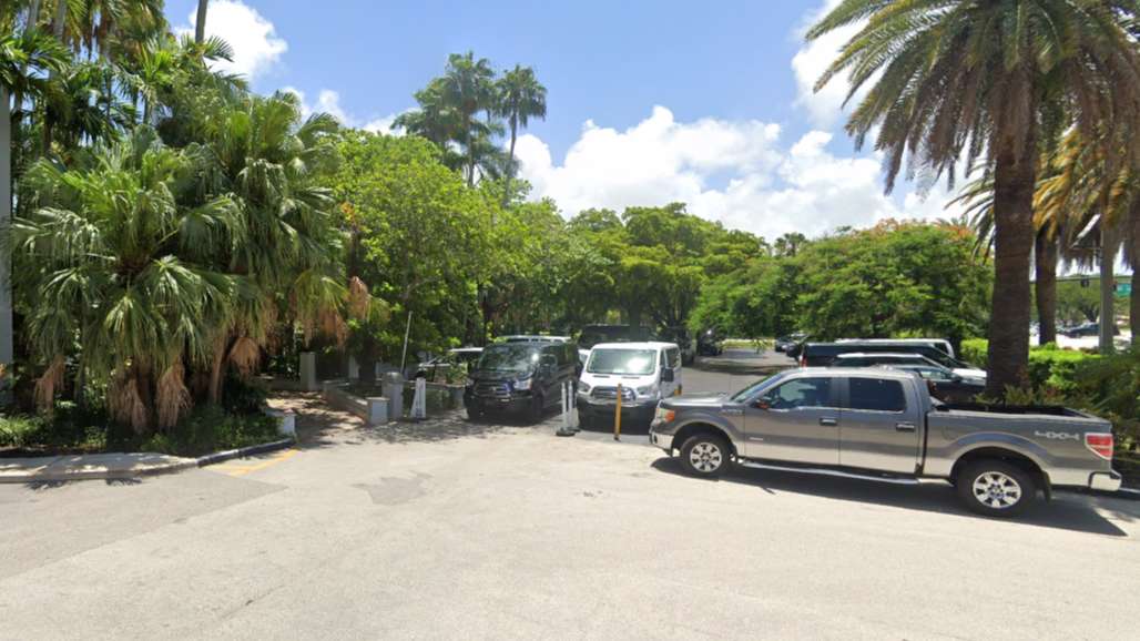 Q&S FLL Airport Parking