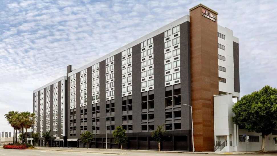Hilton Garden LAX Airport Parking