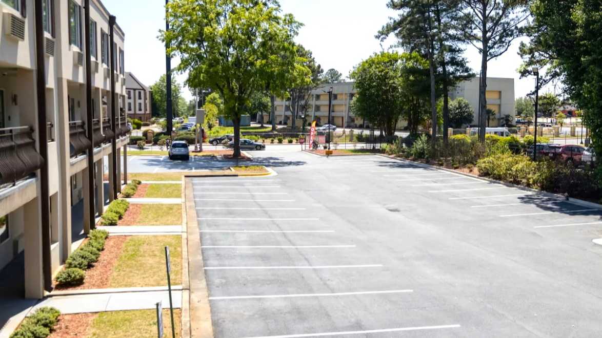 Baymont by Wyndham College Park ATL Airport South