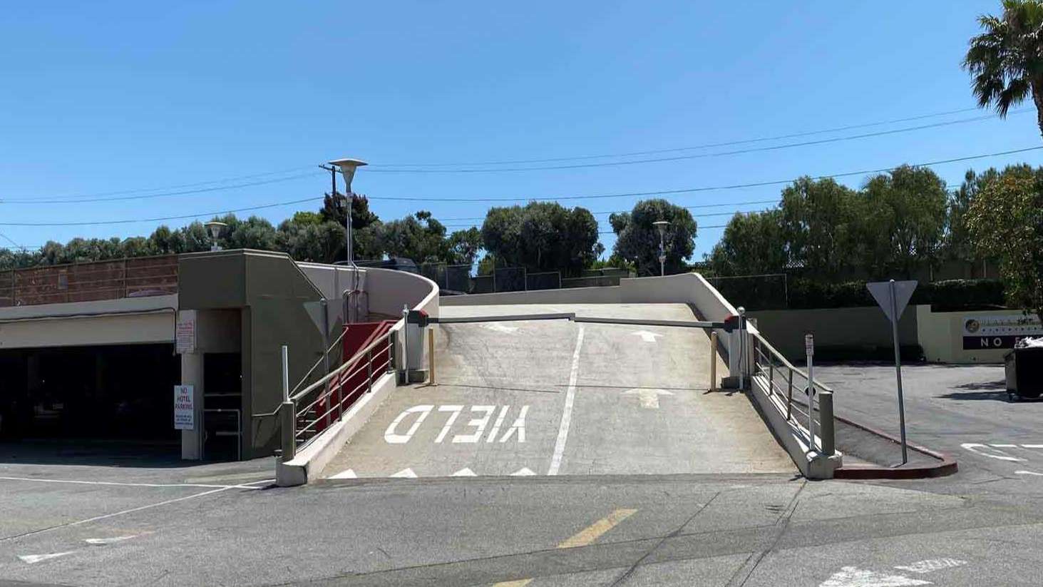 Hotel June LAX Airport Parking
