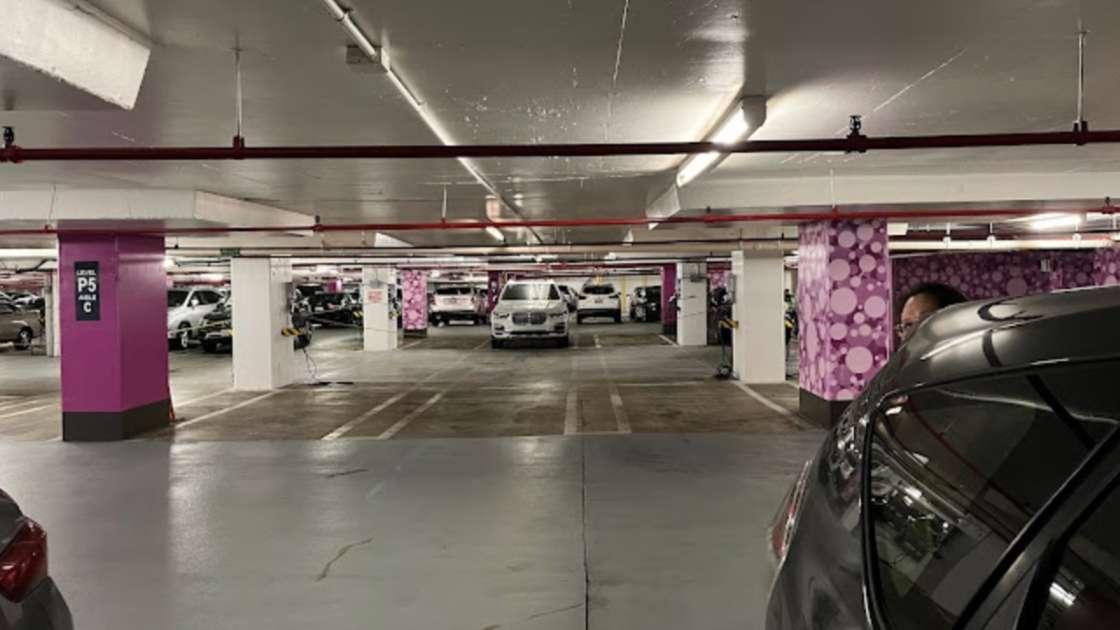 Hilton LAX Airport Parking
