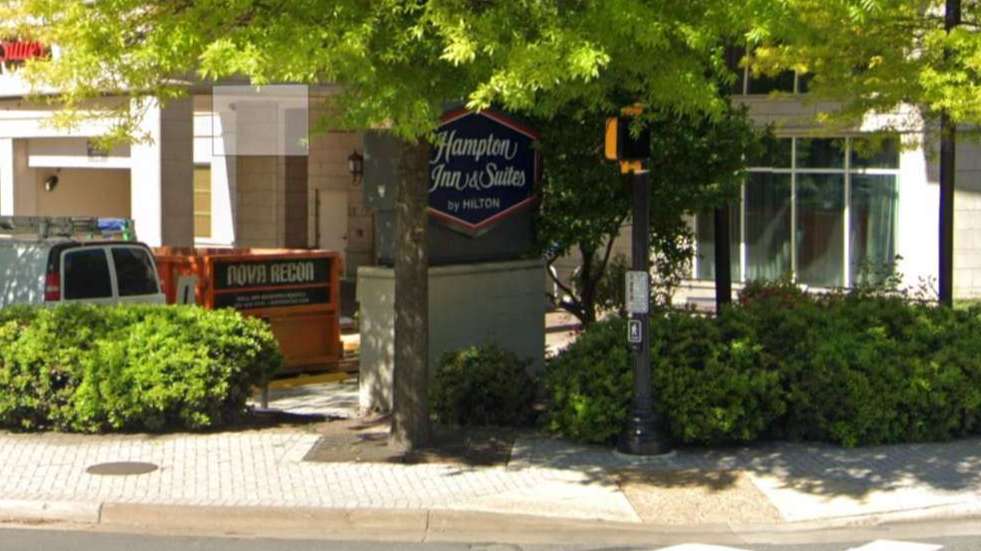 Hampton Inn & Suites Reagan National Airport