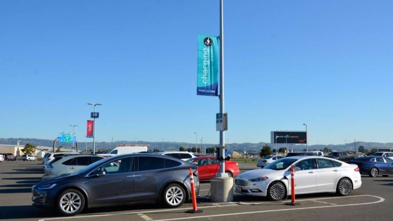 Oakland Airport Daily Parking