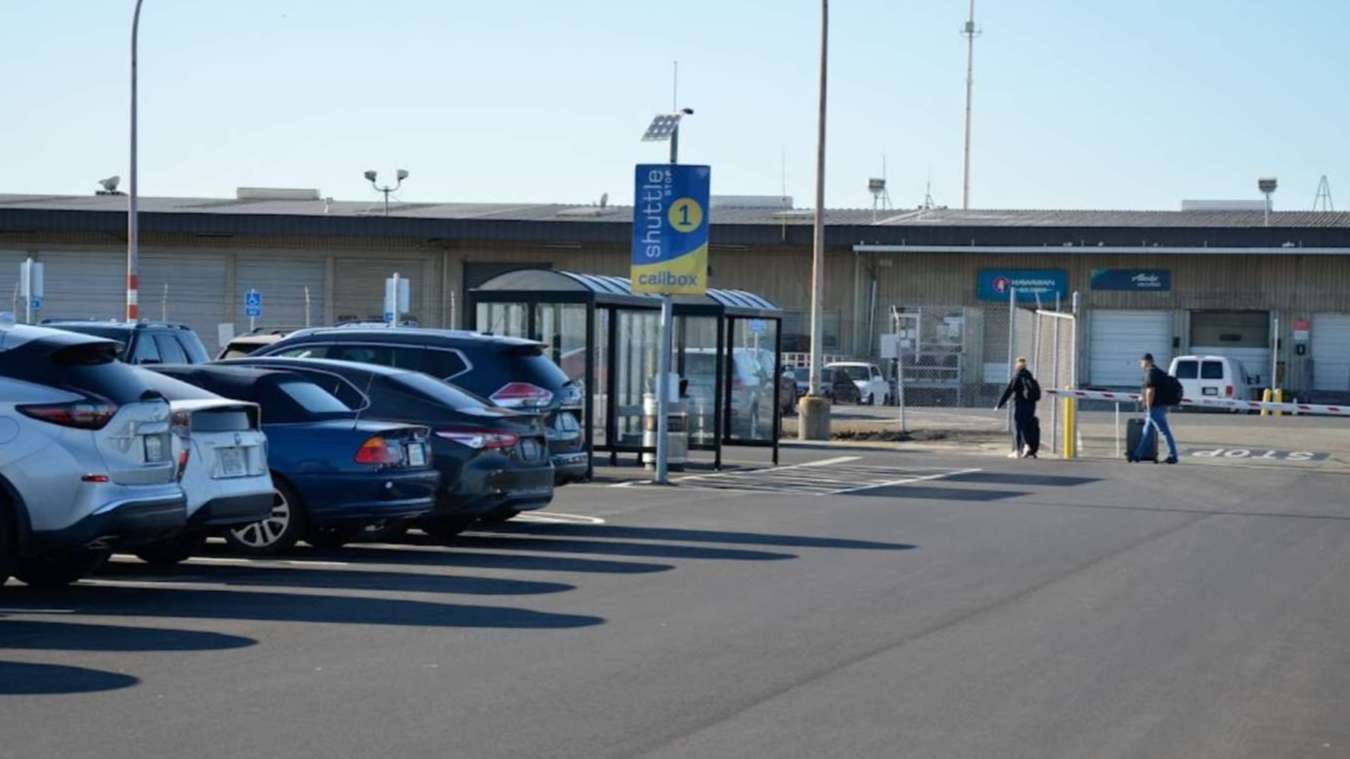 Oakland Airport Economy Parking