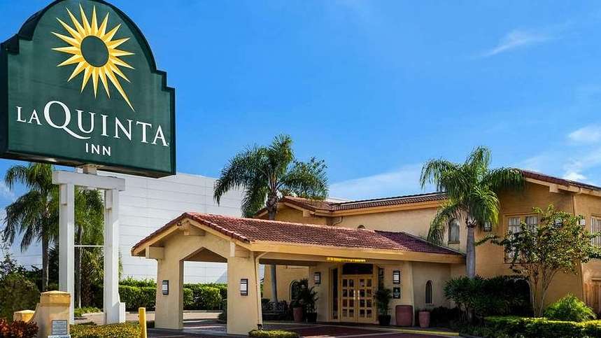 La Quinta Wyndham TPA Airport Parking