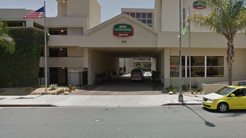  Courtyard by Marriott Carnival Long Beach Cruise Parking