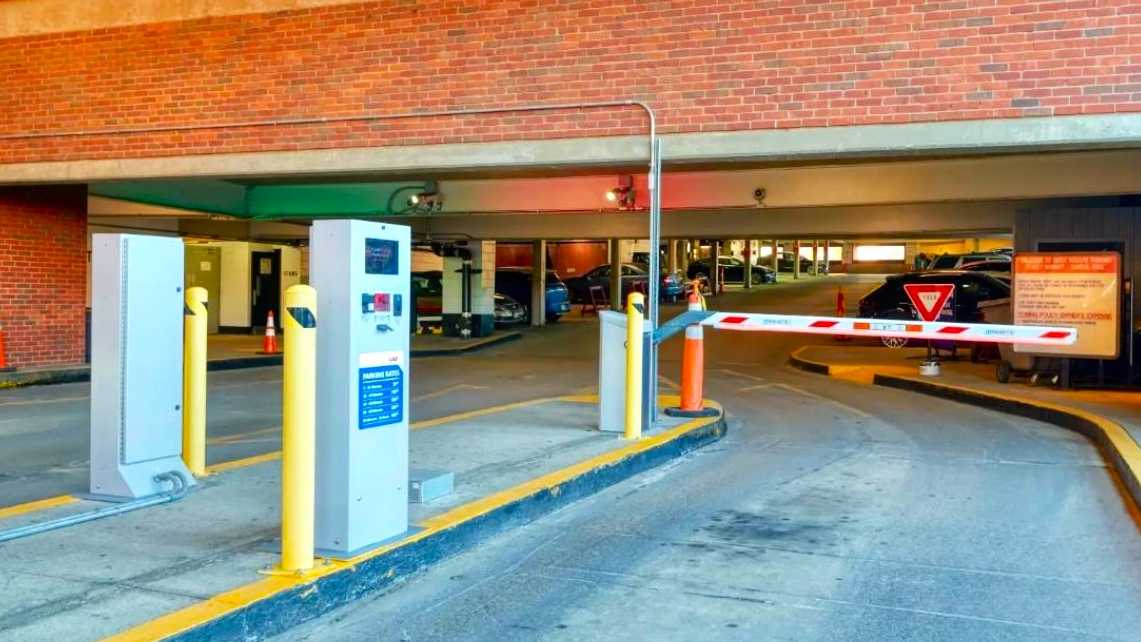 Dock Square Garage BOS Airport Parking