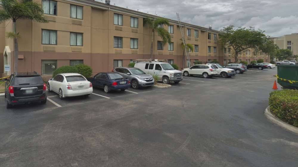 Sleep Inn Port of Miami Cruise Parking