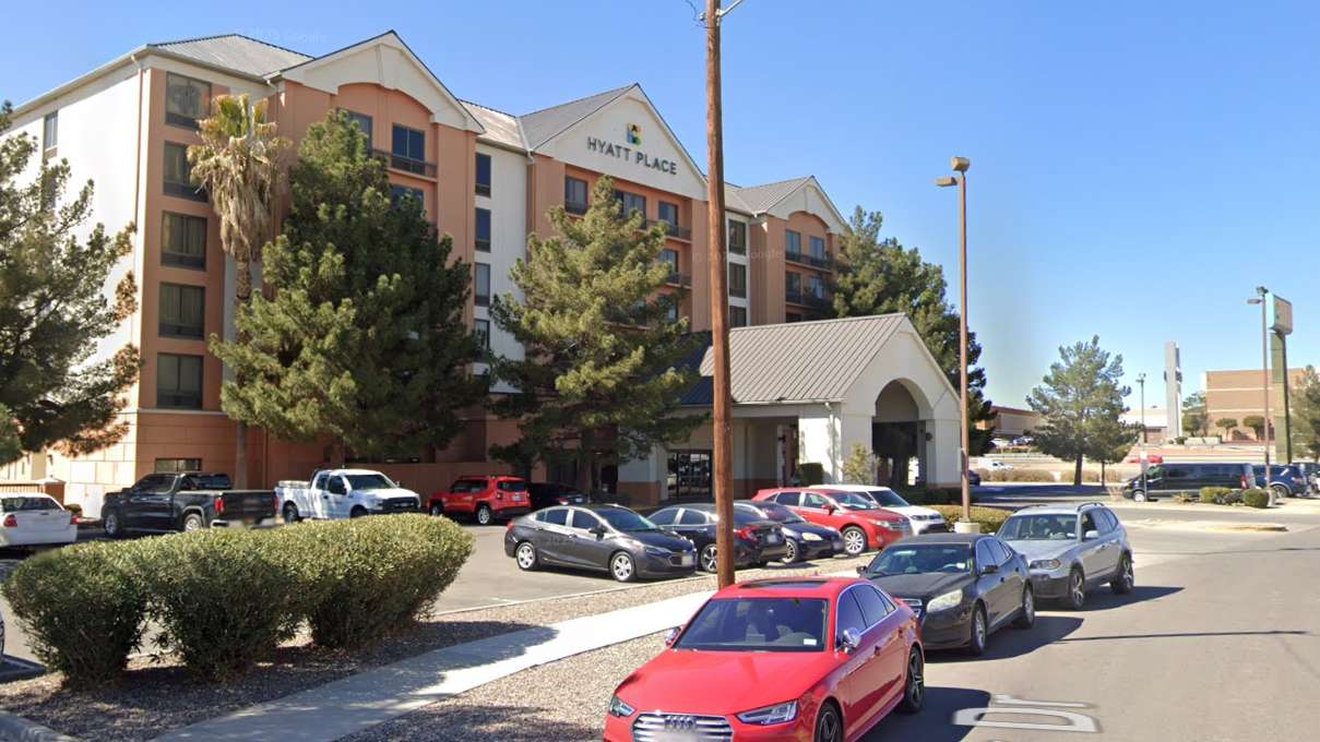 Hyatt Place ELP Airport Parking 