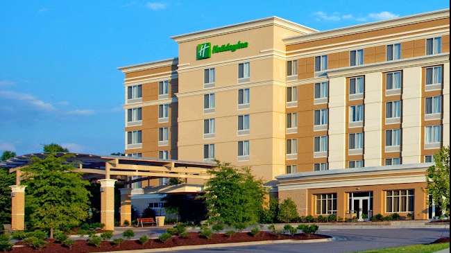  Holiday Inn by IHG RDU Airport Parking