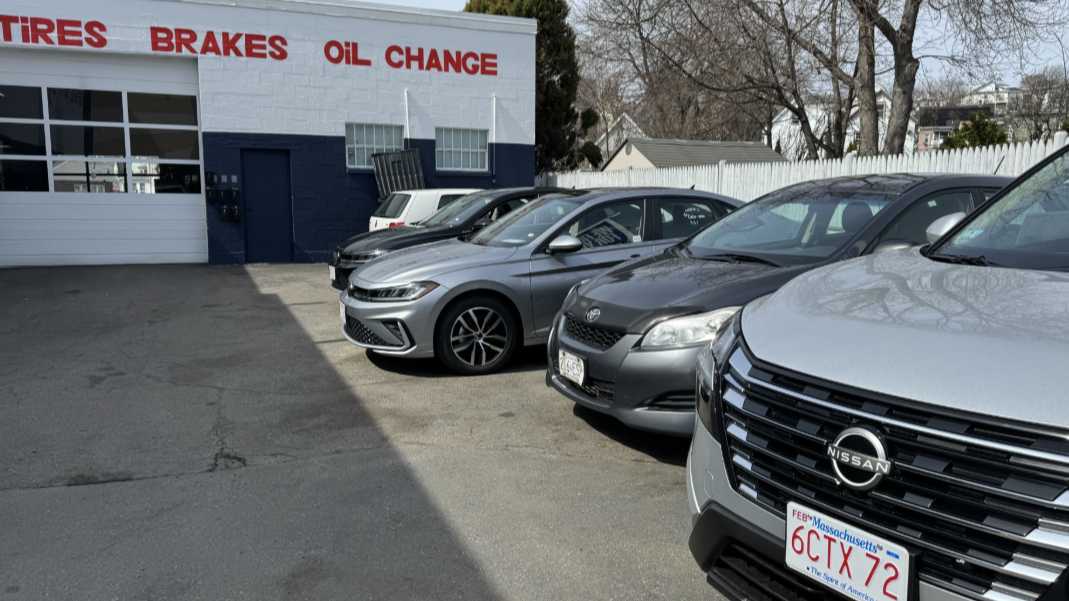 Broadway Motors BOS Airport Parking (24 Hours Shuttle)
