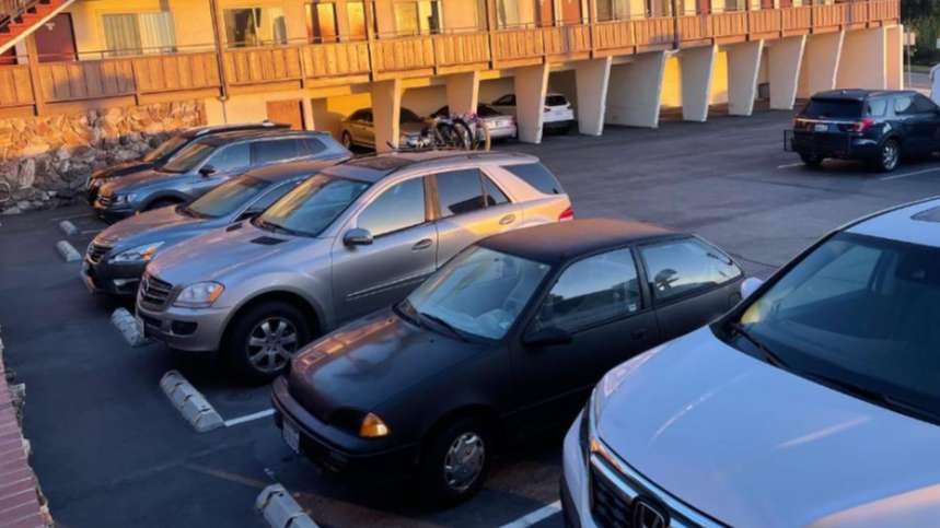 Seahorse Inn LAX Airport Parking 