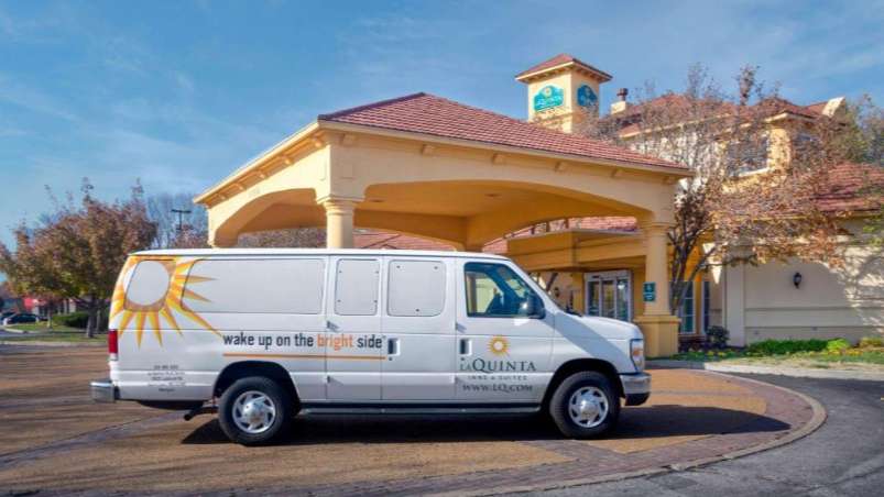 La Quinta Inn & Suites by Wyndham STL Airport Parking
