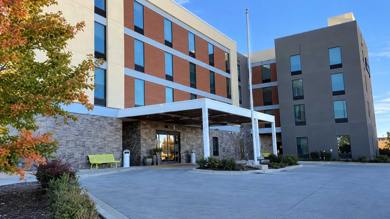 Home2 Suites by Hilton MCI Airport Parking