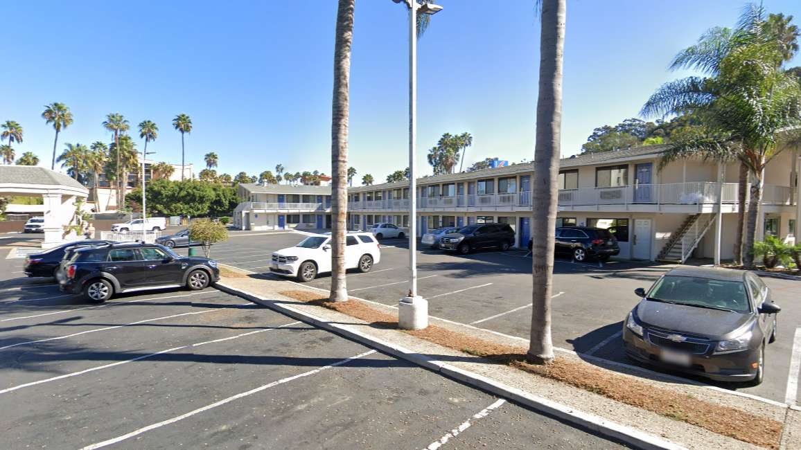 Motel 6 Mission Valley SAN Airport Parking