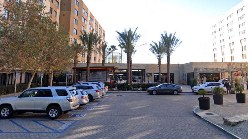 Los Angeles Marriott BUR Airport Parking