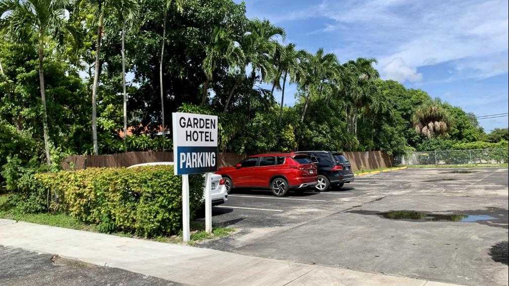 Garden Hotel MIA Airport Parking