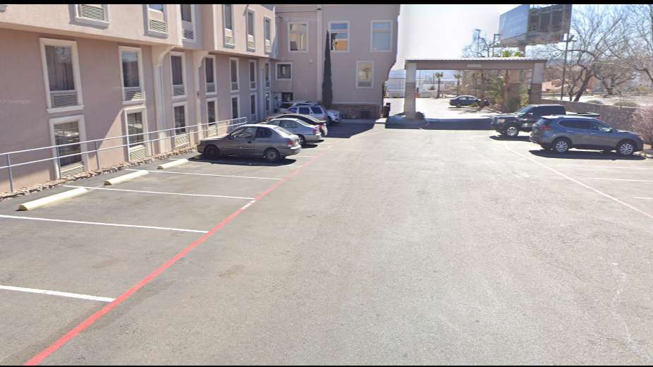Comfort Inn & Suites I-10 airport ELP Airport Parking