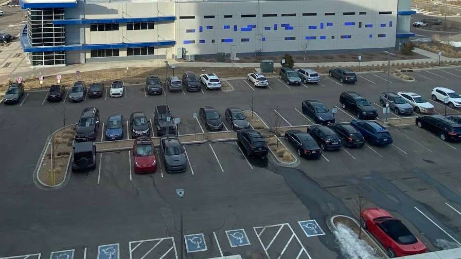 Hyatt Place Pena Station DIA Airport Parking