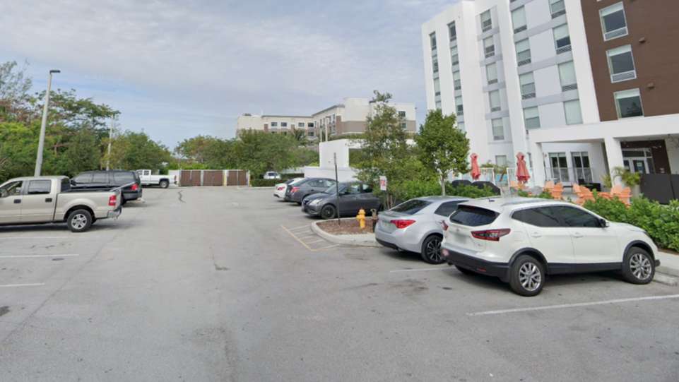 Home2 Suites by Hilton FLL Airport Parking