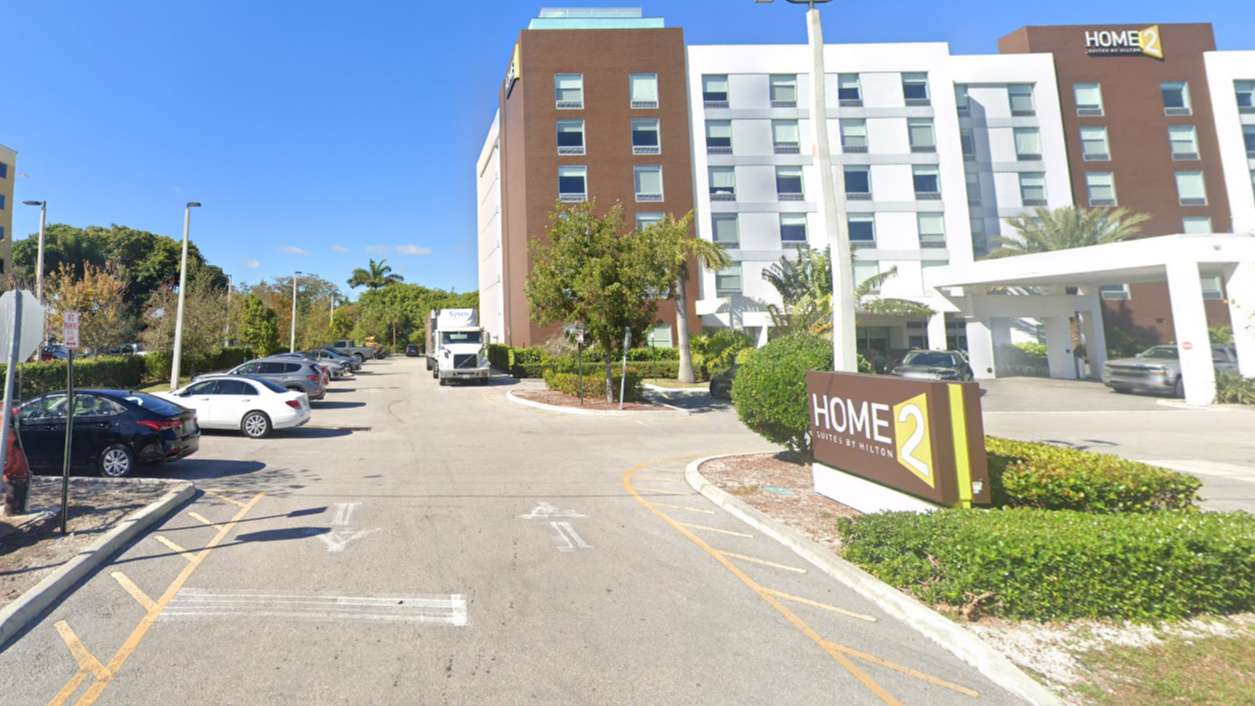 Home2 Suites by Hilton FLL Airport Parking