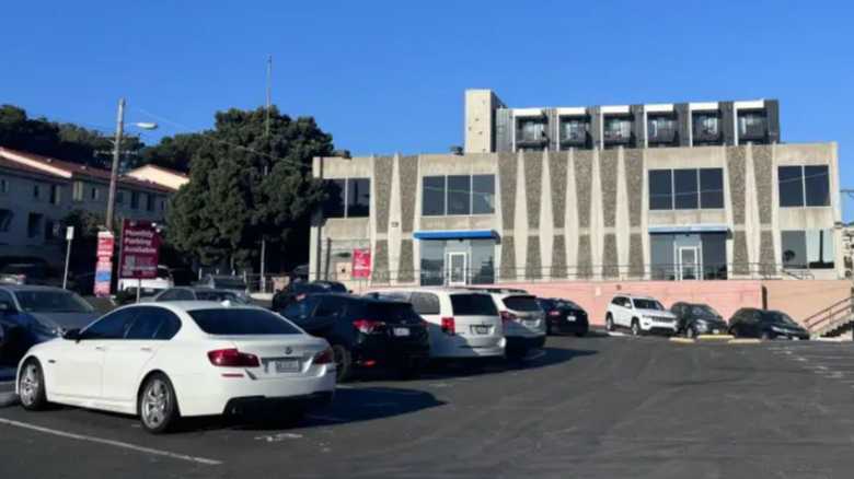 P1003 Premium Parking San Diego Airport Parking