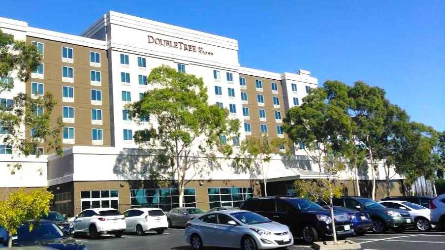 DoubleTree by Hilton North SFO Airport Parking