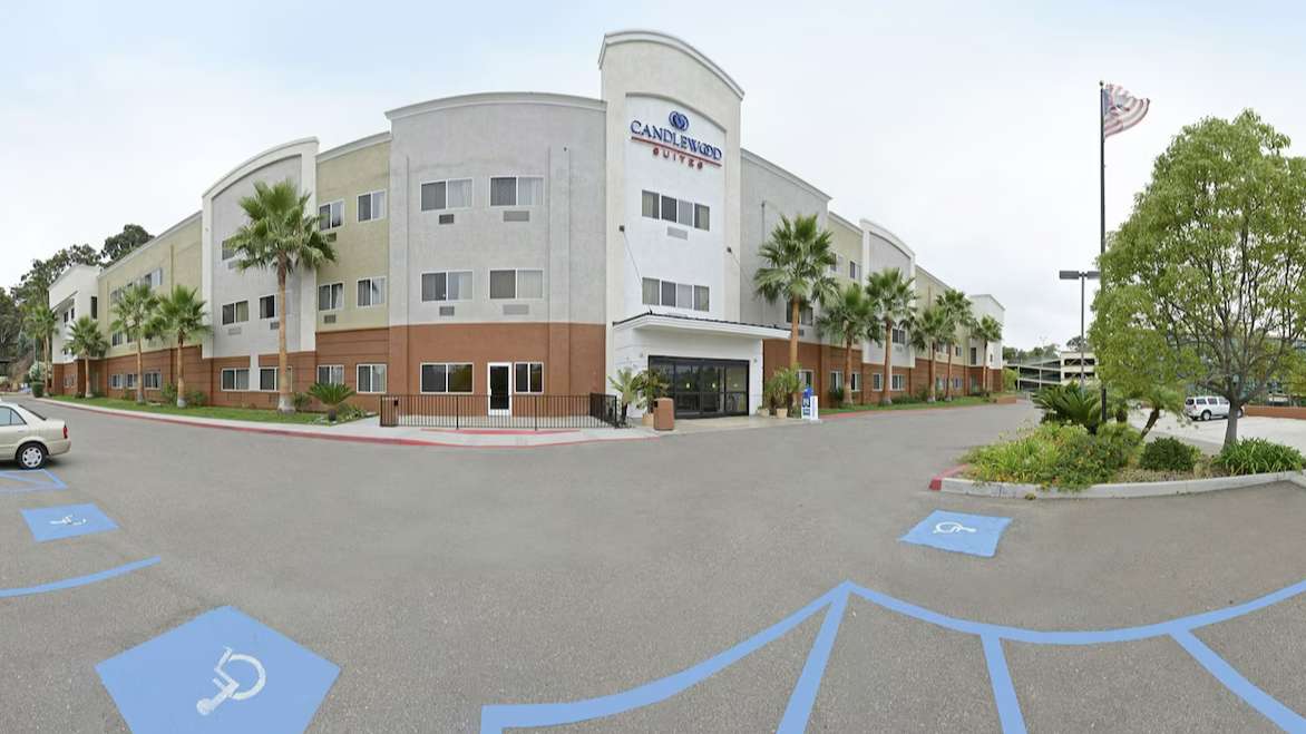 Candlewood Suites SAN Airport Parking