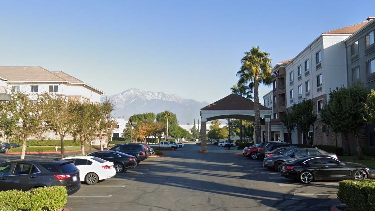 Courtyard Rancho Cucamonga ONT Airport Parking