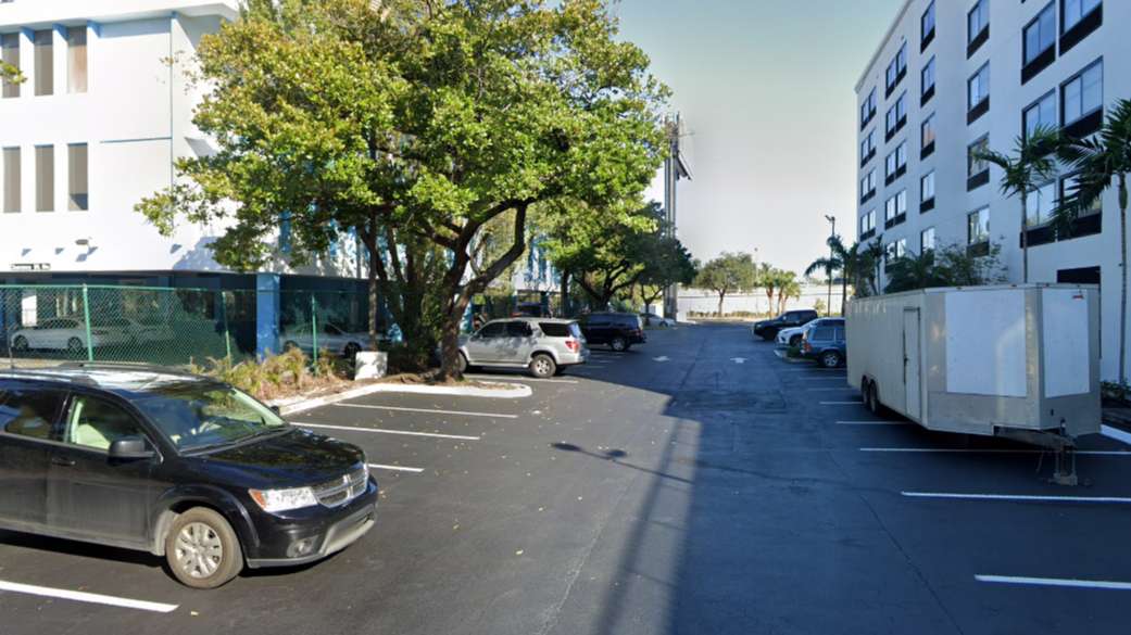 Best Western Plus FLL Airport Parking