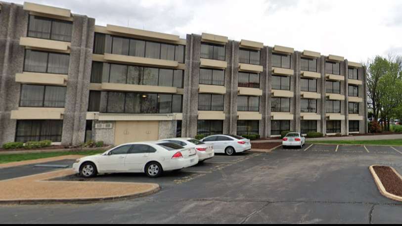 Hampton Inn by Hilton STL Airport Parking