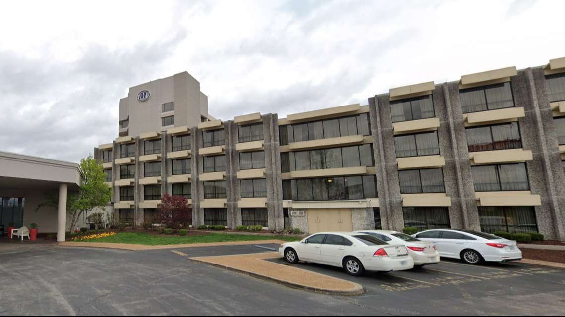 Hampton Inn by Hilton STL Airport Parking