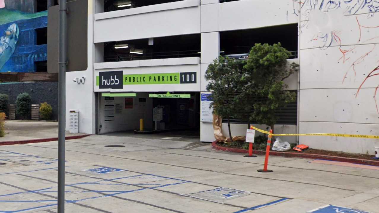 (M) THE HUBB LGB Airport Parking