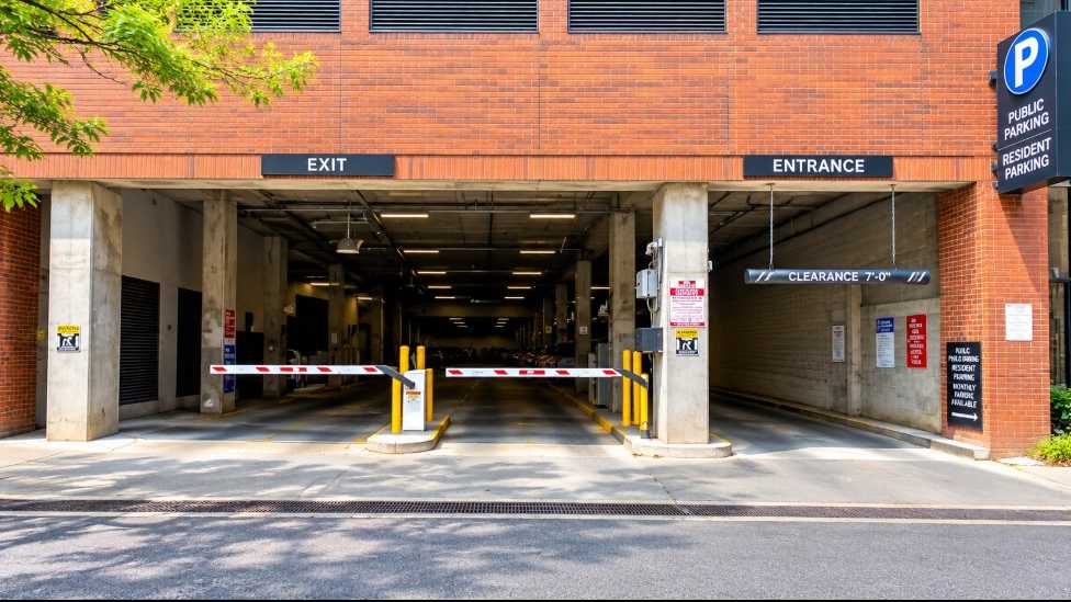 (M) CALLAWAY HOUSE GARAGE AUS Airport Parking