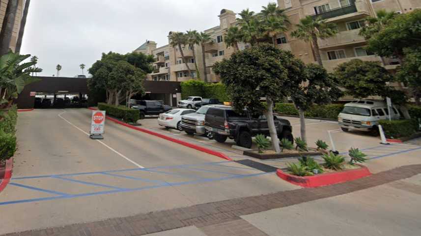 Marina Del Rey Marriott LAX Airport Parking