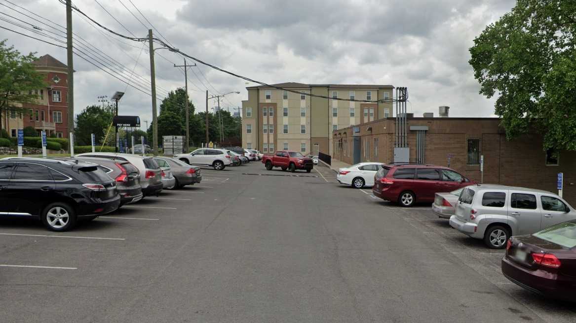 (M) 800 MAIN (STORAGE LOTS) BNA Airport Parking
