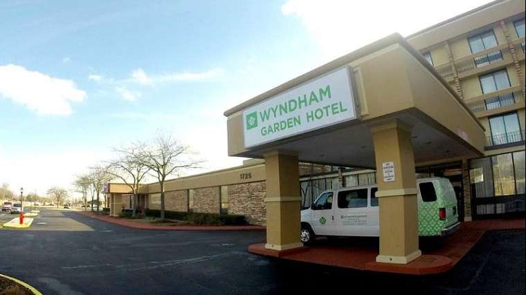 Wyndham Garden Schaumburg ORD Airport Parking