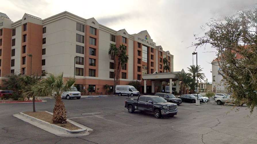 Hyatt Place LAS Airport Parking
