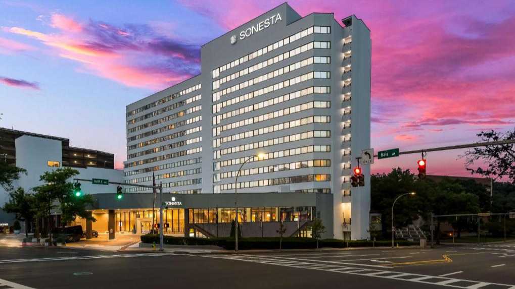 (M) Sonesta White Plains HPN Airport Parking