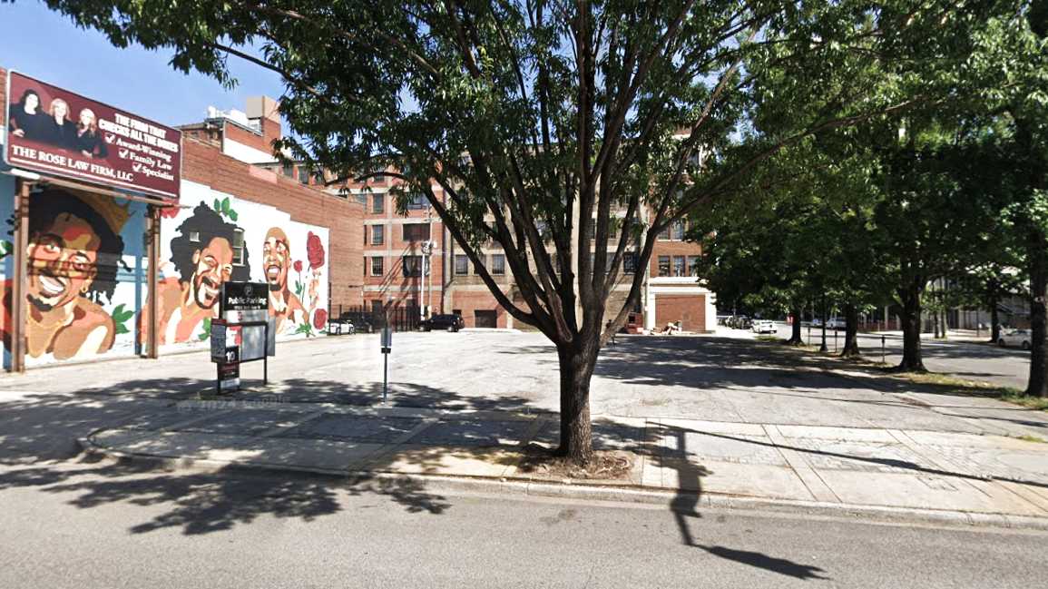 (M) 1701 3rd Ave No (Citizens) BHM Airport Parking