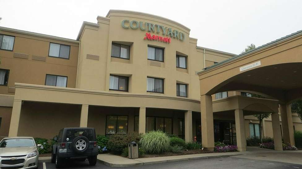Courtyard by Marriott Providence Warwick PVD Airport Parking