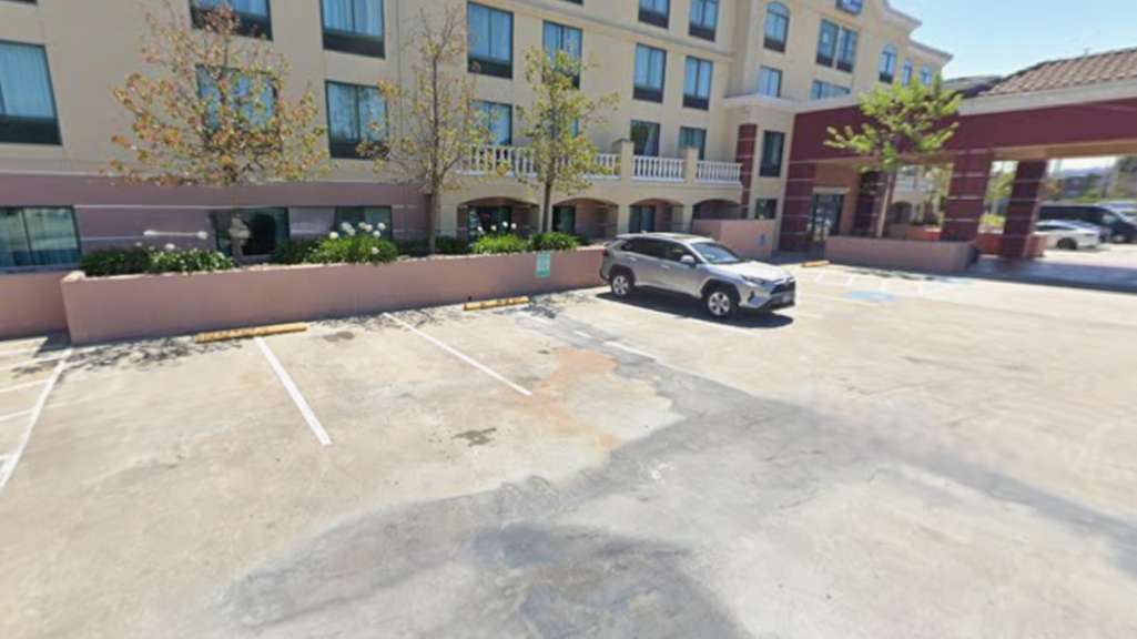 Best Western Inn & Suites San Mateo SFO Airport Parking