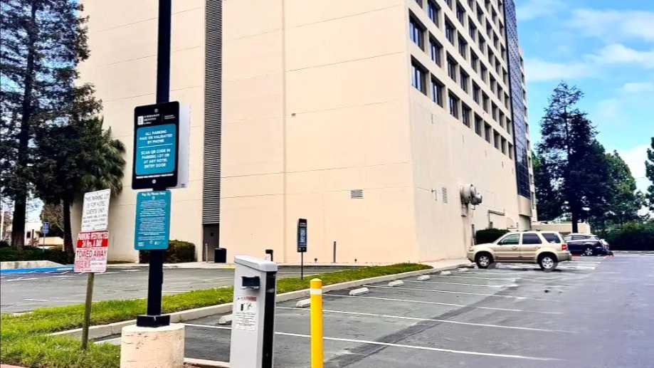 Embassy Suites by Hilton SJC Airport Parking