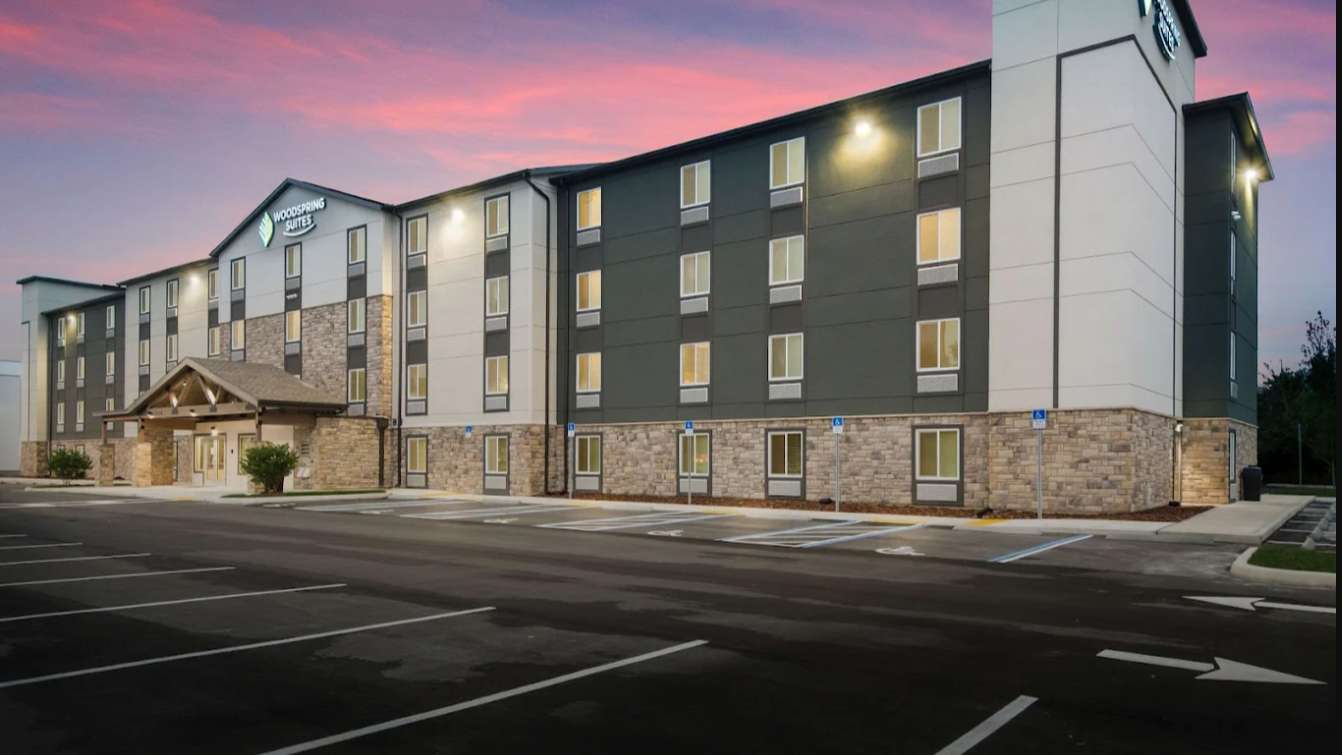 WoodSpring Suites TPA Airport Parking