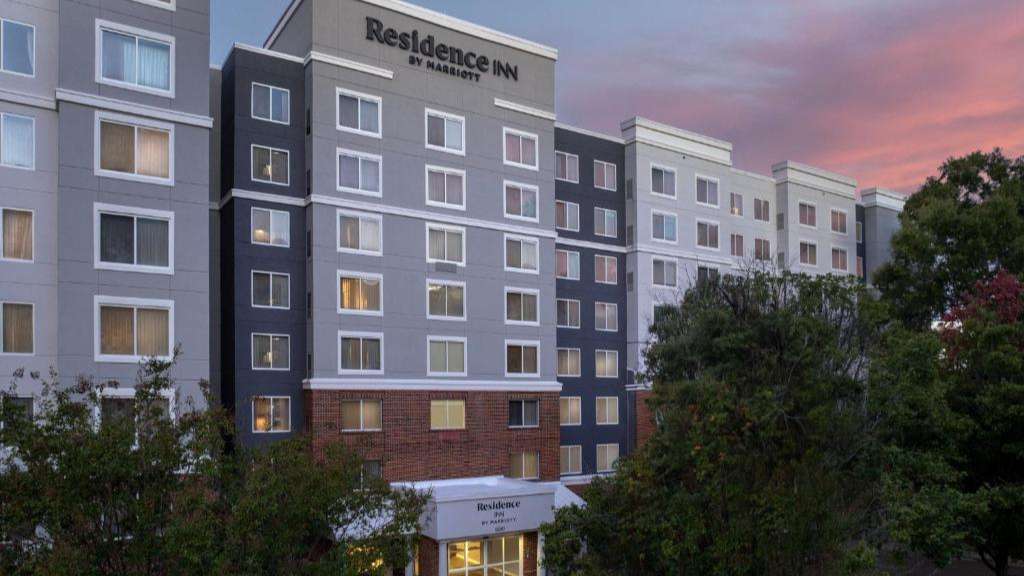 Residence Inn LAS Airport Parking